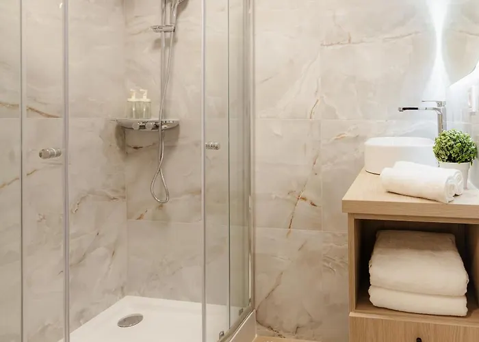 Komarnicka Retreat *