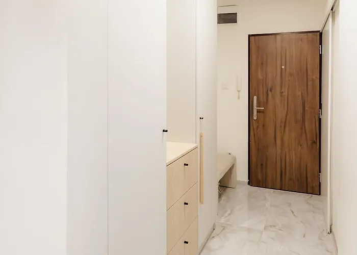 아파트 Komarnicka Retreat 브라티슬라바